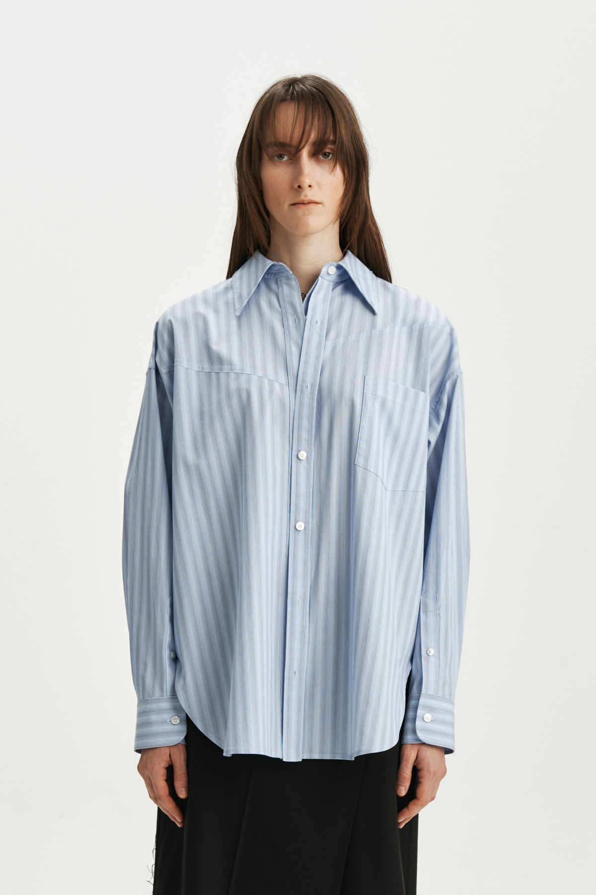 TWO WAY SILHOUETTE SHIRT IN BLUE